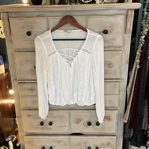 Hollister medium boho white linen beachy top